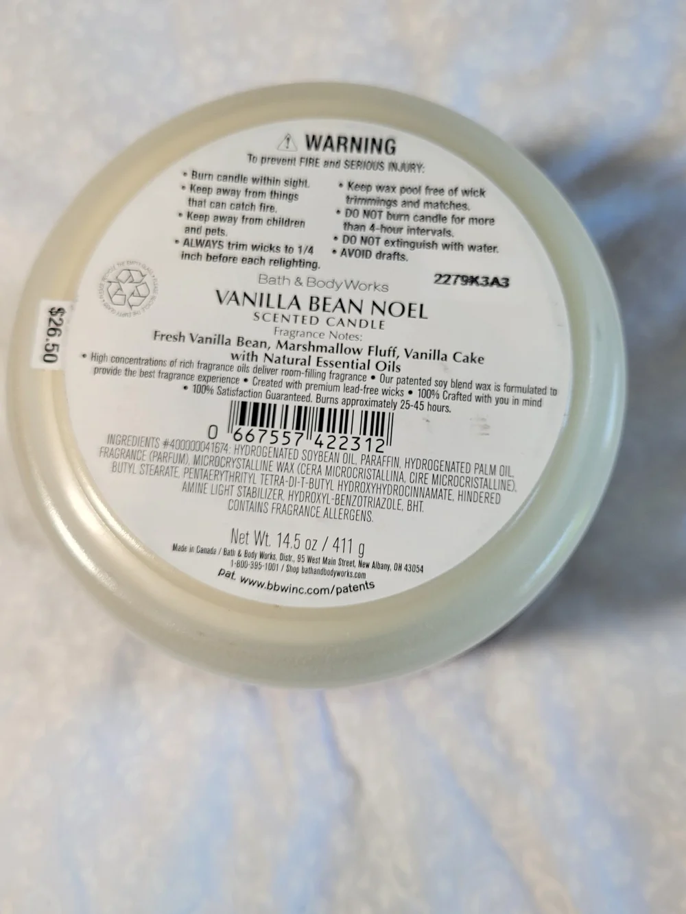 Bath & Body Works Vanilla Bean Noel Candle - Green & Gold - Picture 2 of 4